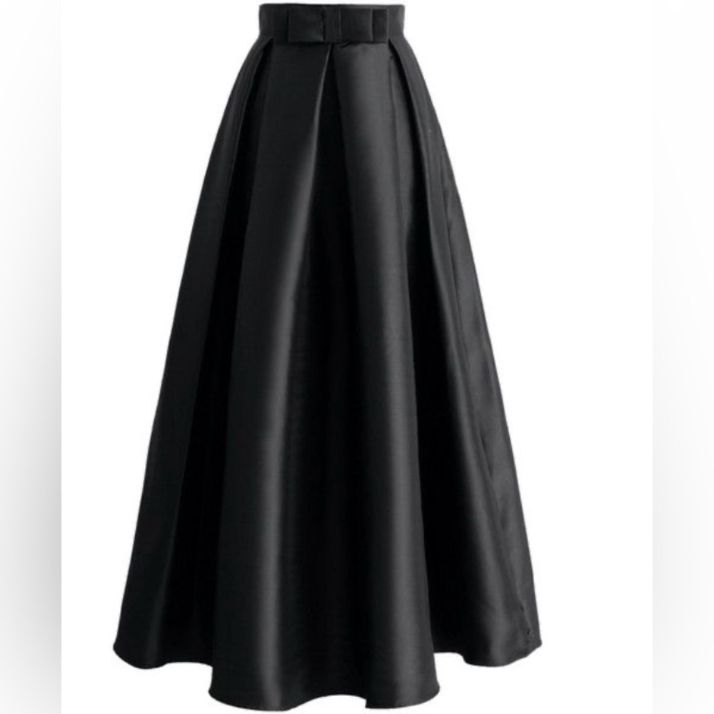 NWT maxi skirt, size XS